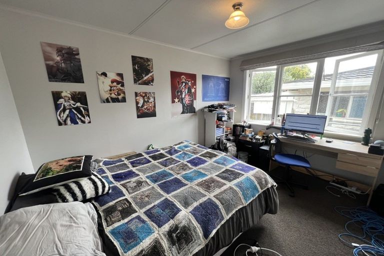 Photo of property in 4 Waterloo Crescent, Hokowhitu, Palmerston North, 4410
