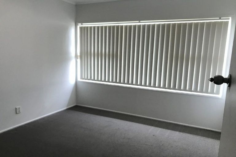 Photo of property in 66 Sunlands Drive, Manurewa, Auckland, 2102