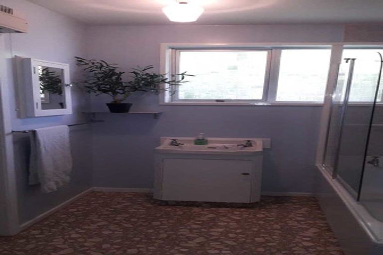 Photo of property in 42 Strathfield Avenue, Dallington, Christchurch, 8061