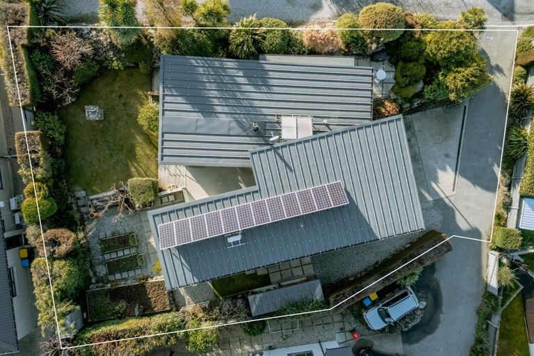 Photo of property in 187 Stone Street, Wanaka, 9305