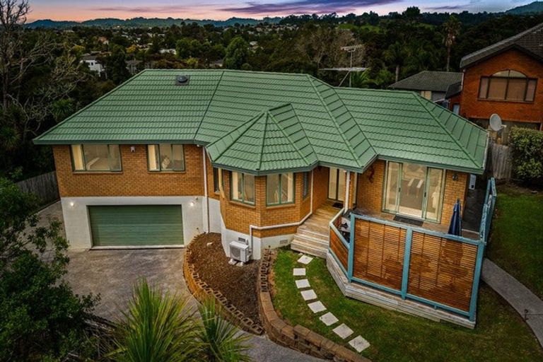 Photo of property in 23 San Vito Place, Henderson, Auckland, 0612