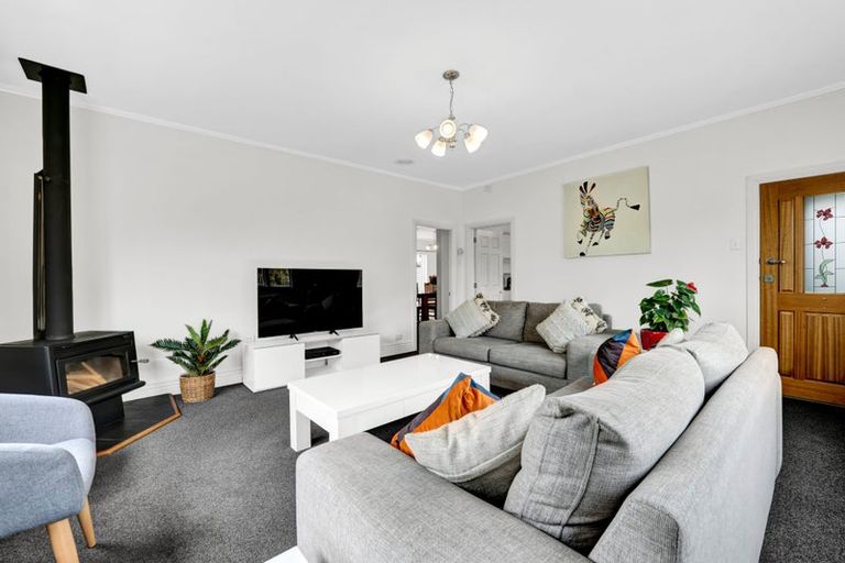 Photo of property in 336 South Road, Hawera, 4610