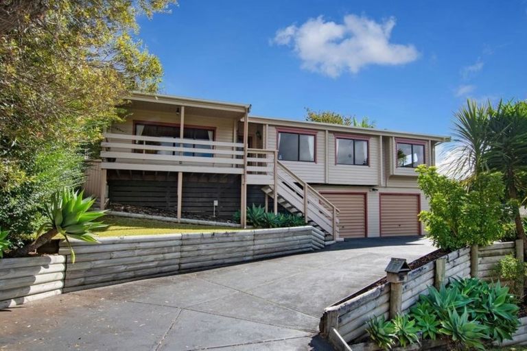 Photo of property in 16 Magnolia Avenue, Te Kamo, Whangarei, 0112