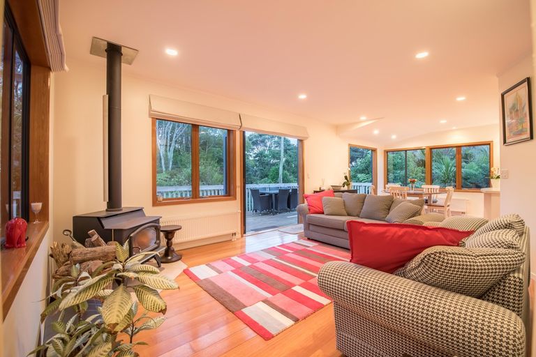 Photo of property in 366d Huia Road, Titirangi, Auckland, 0604