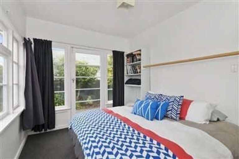 Photo of property in 54 Forfar Street, St Albans, Christchurch, 8014