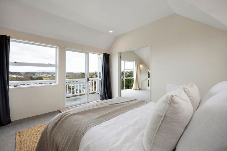 Photo of property in 6 Grey Street, Cambridge, 3434