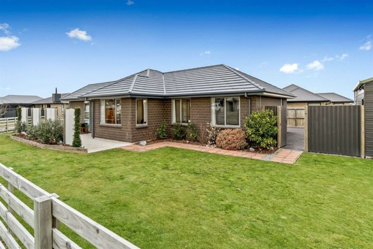 Photo of property in 2 Colebrook Drive, Rolleston, 7614