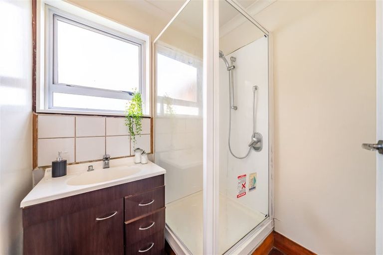 Photo of property in 21 Ngata Grove, Trentham, Upper Hutt, 5018