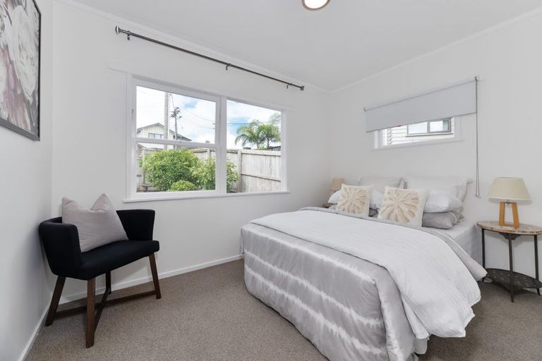 Photo of property in 8 Hauraki Crescent, Pinehill, Auckland, 0632