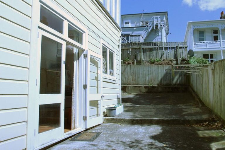 Photo of property in 5/40 Colombo Street, Newtown, Wellington, 6021