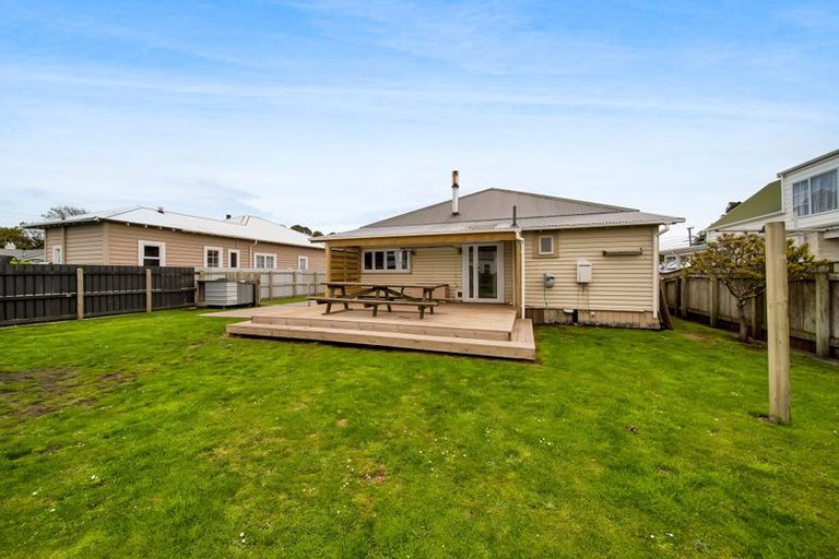Photo of property in 278 South Road, Hawera, 4610