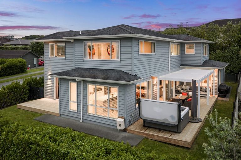 Photo of property in 2 Boocock Crescent, Orewa, 0931
