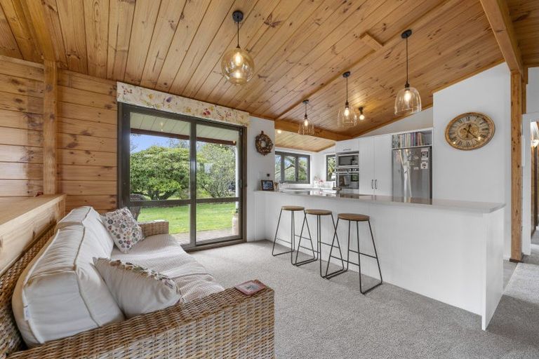 Photo of property in 37 Flint Road West, Stratford, 4332