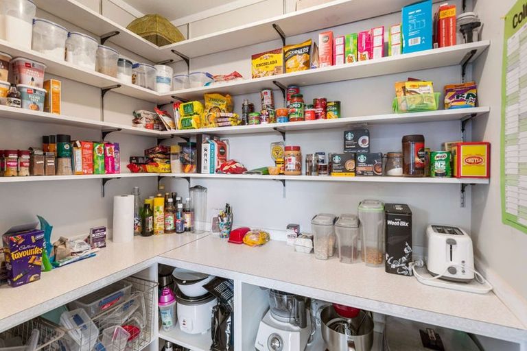 Photo of property in 30 John F Kennedy Drive, Milson, Palmerston North, 4414