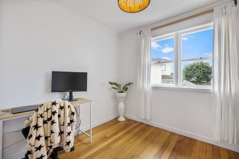 Photo of property in 102 Union Road, Howick, Auckland, 2014