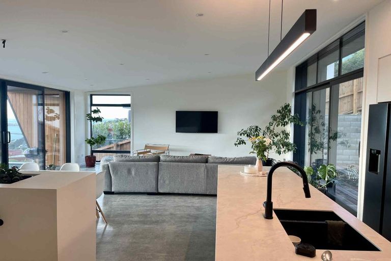 Photo of property in 3 John Monck Lane, Redcliffs, Christchurch, 8081