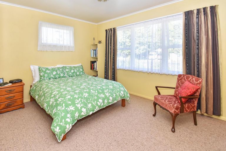Photo of property in 2 Berwyn Avenue, Takanini, 2112