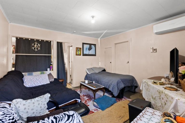 Photo of property in 2/88 Guppy Road, Greenmeadows, Napier, 4112