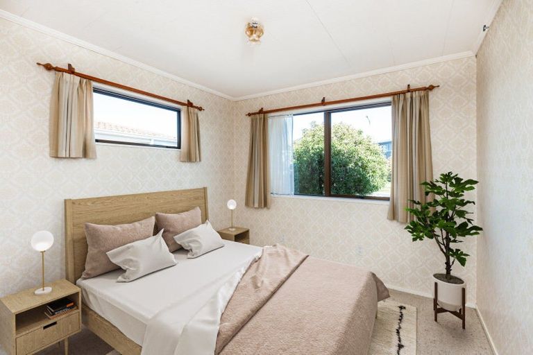 Photo of property in 30a Donegal Crescent, Tamatea, Napier, 4112