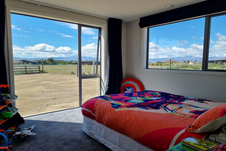 Photo of property in 21 Peak Drive, Twizel, 7901