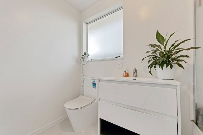 Photo of property in 192a Breezes Road, Aranui, Christchurch, 8061