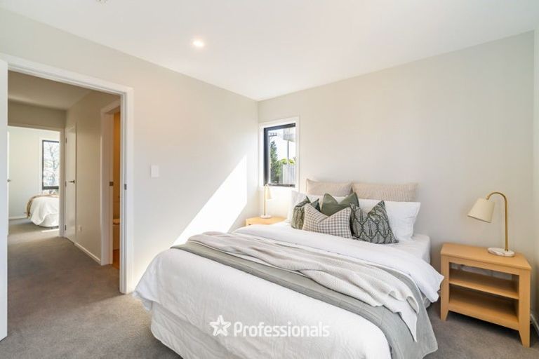 Photo of property in 137 Cambridge Terrace, Fairfield, Lower Hutt, 5011