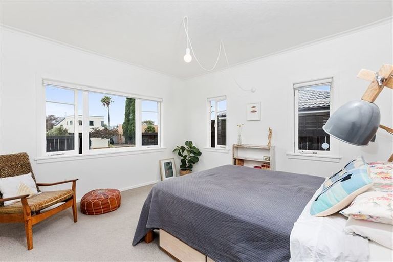 Photo of property in 13 Bernard Street, Avenues, Whangarei, 0110