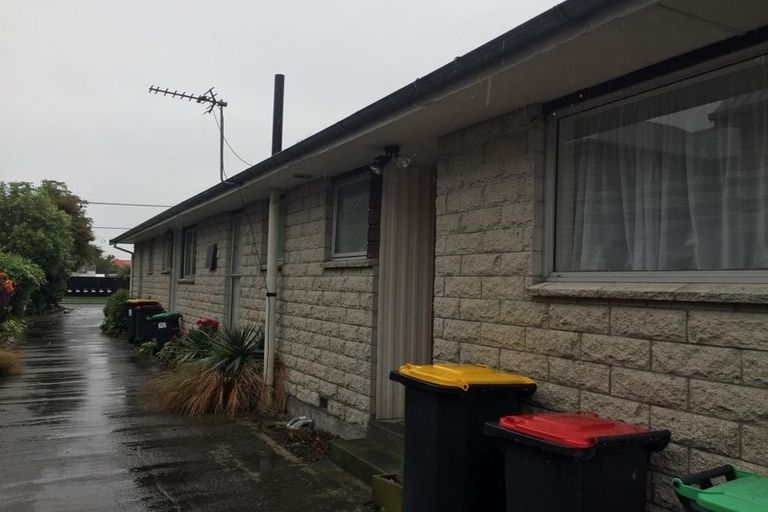 Photo of property in 3/74 Champion Street, Edgeware, Christchurch, 8013