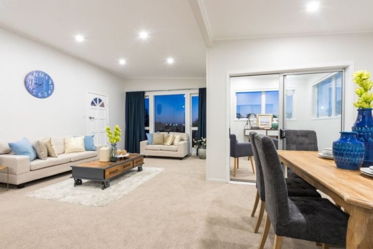 Photo of property in 176 Ti Rakau Drive, Pakuranga Heights, Auckland, 2010