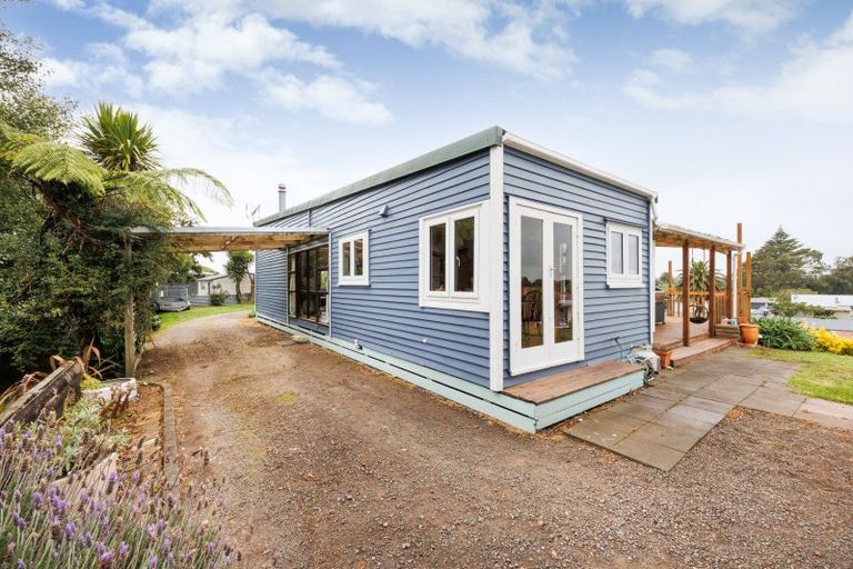 Photo of property in 2a Reeve Street, Foxton, 4814