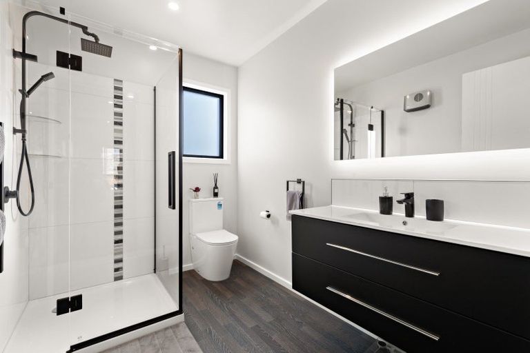 Photo of property in 45 Stratford Drive, Mount Pisa, Cromwell, 9383