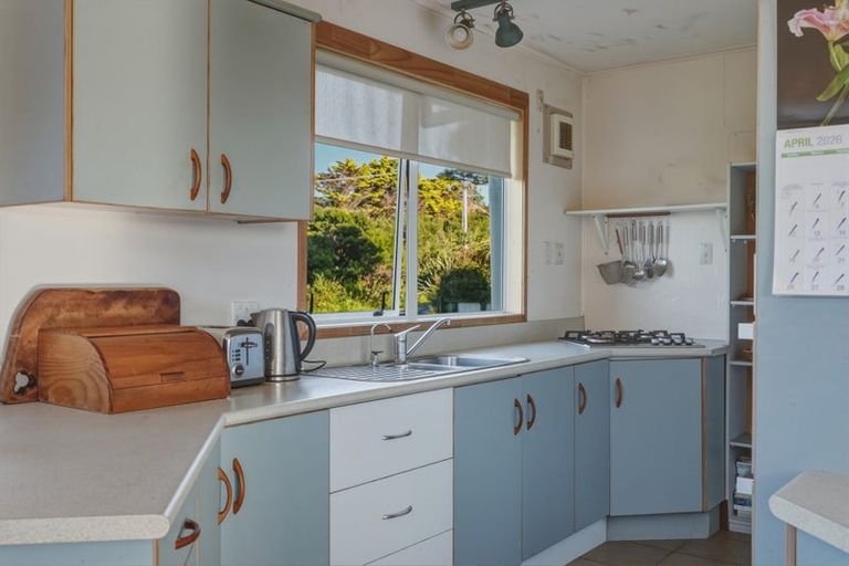 Photo of property in 31 Doves Bay Road, Kerikeri, 0294