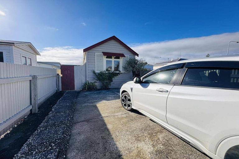 Photo of property in 105 Pitt Street, Palmerston North, 4410