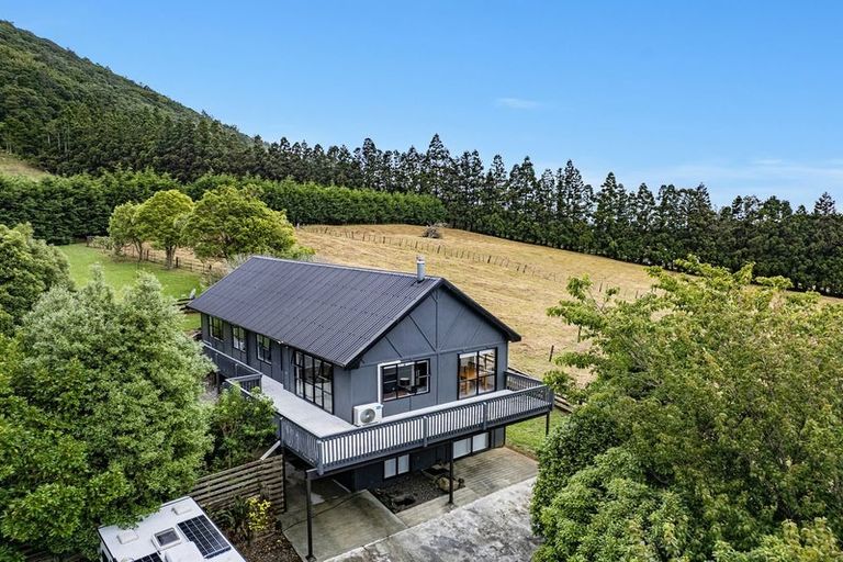 Photo of property in 4 Kara Road, Maungatapere, Whangarei, 0179