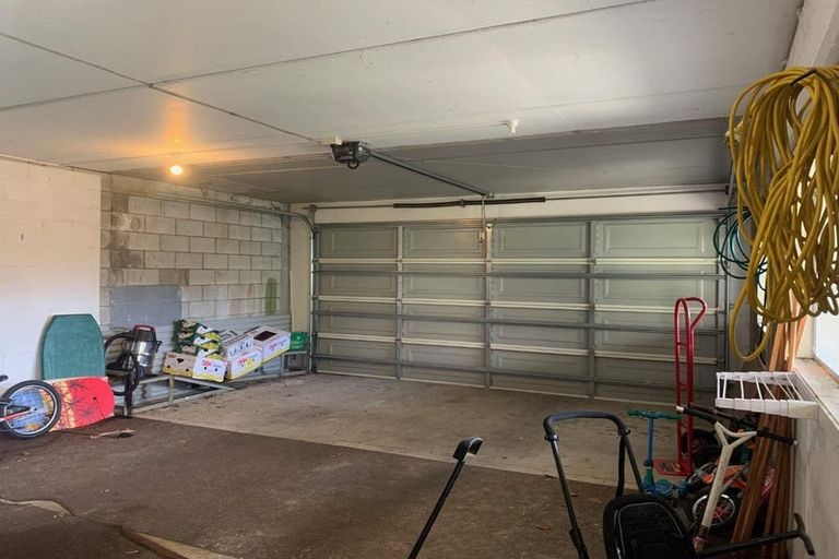 Photo of property in 4 Bright Way, Lower Vogeltown, New Plymouth, 4310