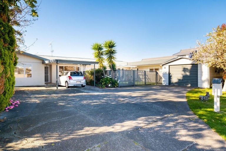 Photo of property in 1 Balmoral Street, Taradale, Napier, 4112