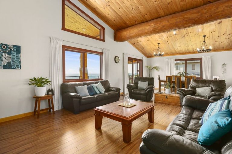 Photo of property in 109 Town Point Road, Maketu, 3189