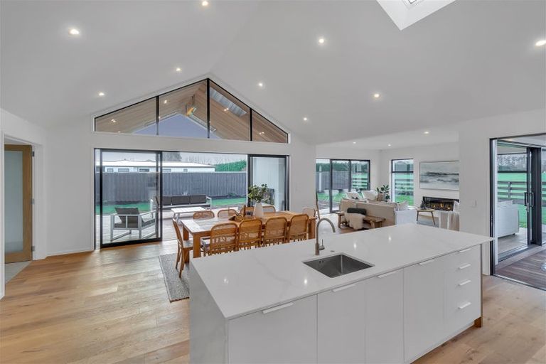 Photo of property in 23 Frank Ernest Crescent, Prebbleton, 7676