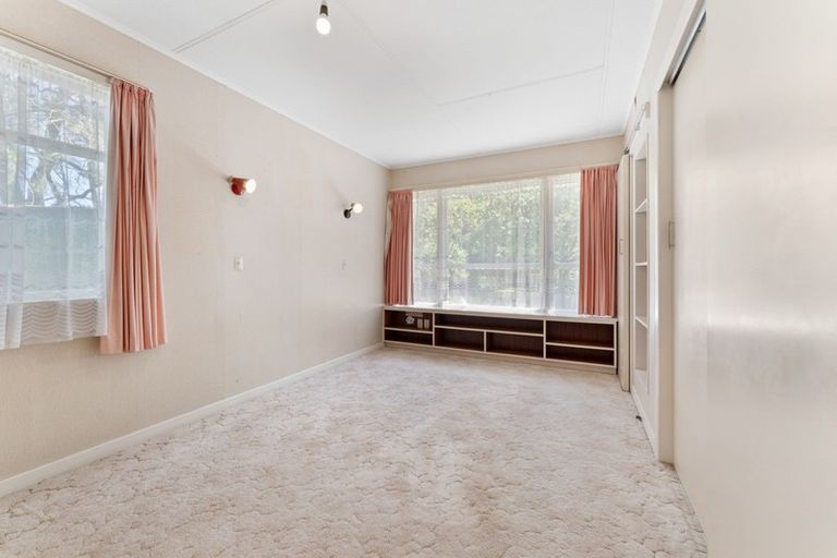 Photo of property in 1 Trent Street, Rongotea, 4476