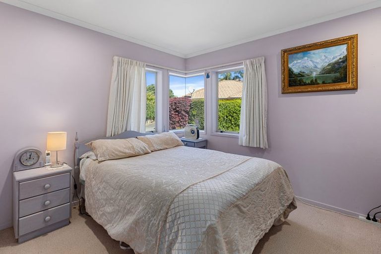 Photo of property in 17 Saint Heliers Place, Papamoa Beach, Papamoa, 3118