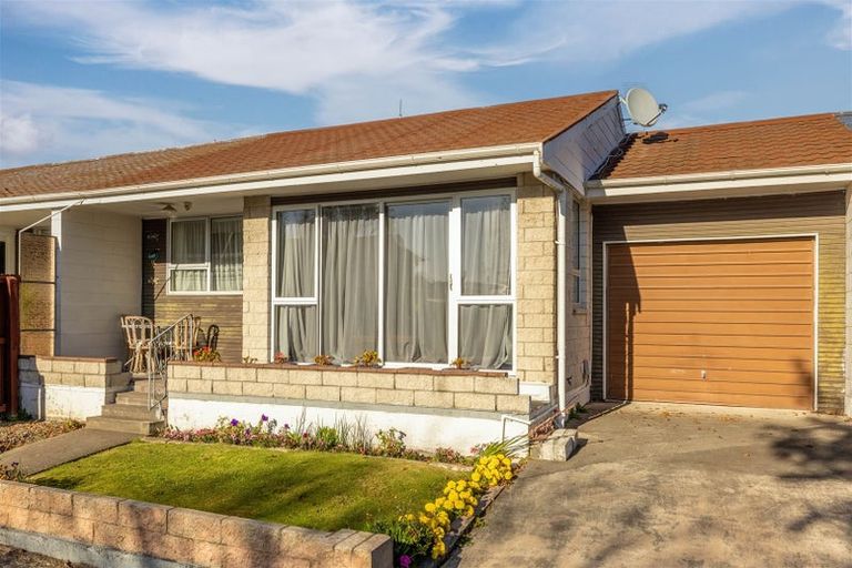 Photo of property in 3/80 Charles Street, Waltham, Christchurch, 8011