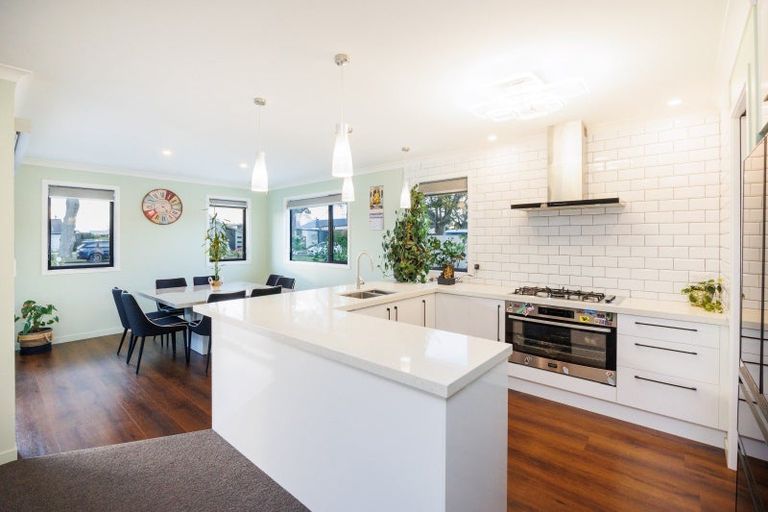 Photo of property in 7 Grand Oaks Drive, Awapuni, Palmerston North, 4412