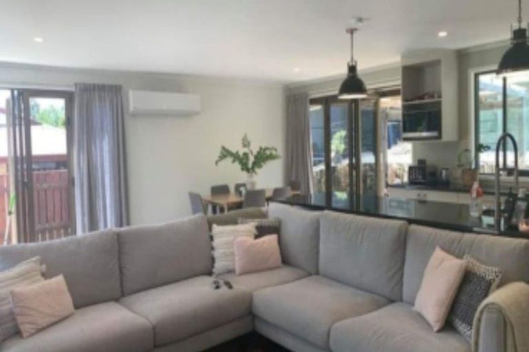 Photo of property in 101 James Cook Street, Havelock North, 4130