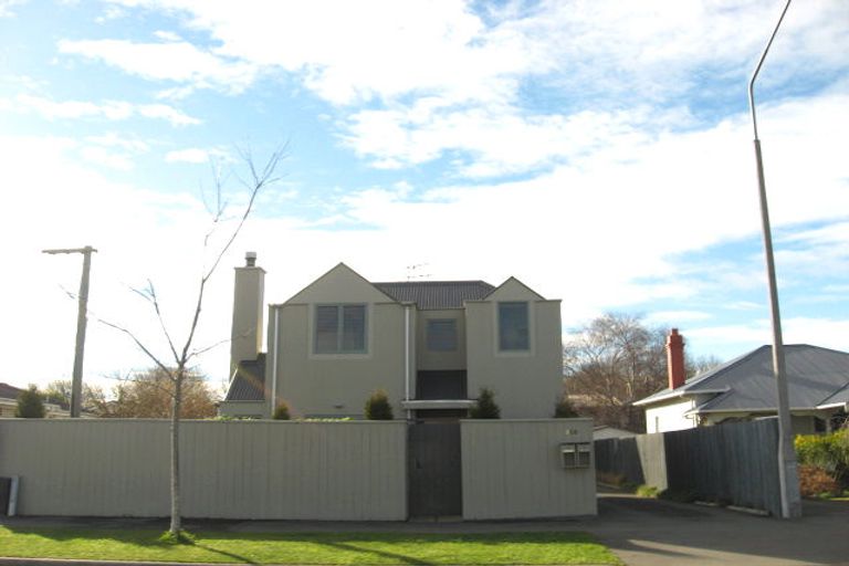 Photo of property in 1/218 Springfield Road, St Albans, Christchurch, 8014