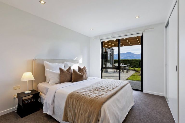 Photo of property in 56 Jacks Point Rise, Jacks Point, Queenstown, 9371