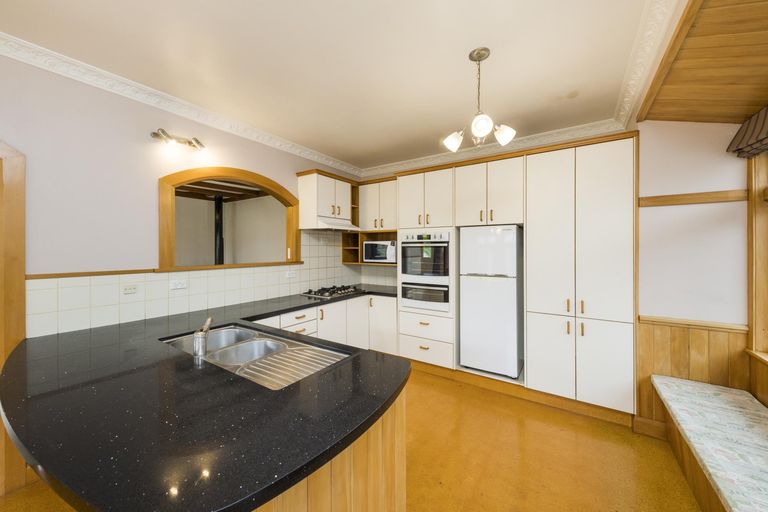 Photo of property in 81 Stanley Avenue, Palmerston North, 4414