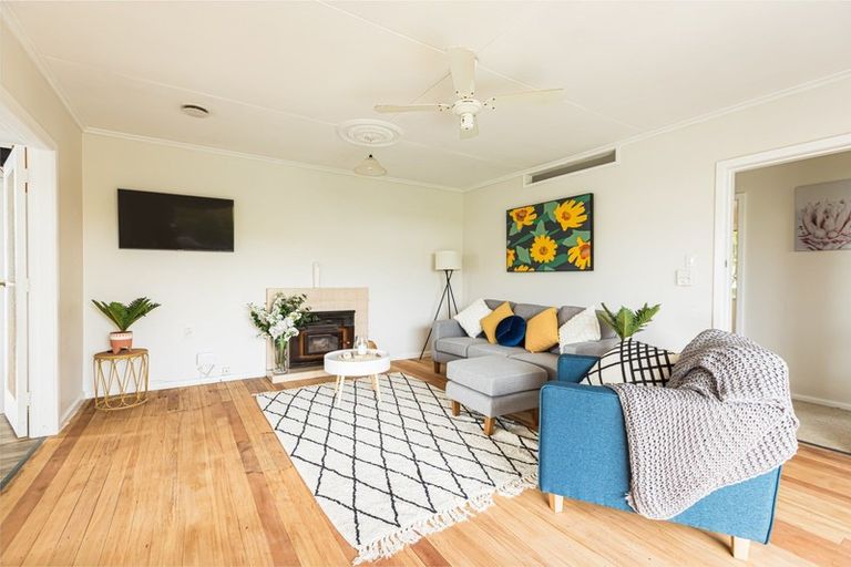 Photo of property in 2 Melville Street, Waipawa, 4210