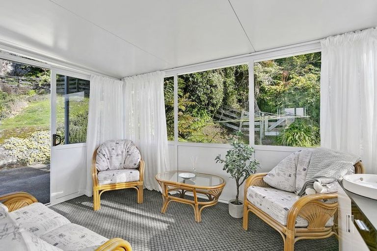 Photo of property in 22 Alberta Street, Acacia Bay, Taupo, 3330
