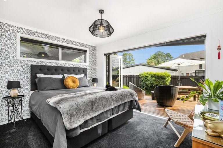 Photo of property in 14 Pinehurst Place, Wattle Downs, Auckland, 2103