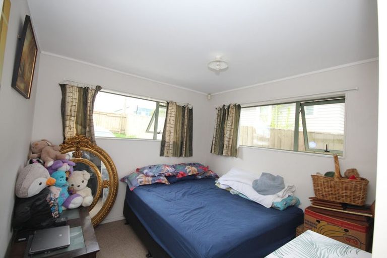 Photo of property in 625b Swanson Road, Swanson, Auckland, 0612